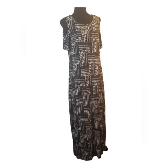 Design History Maxi Dress.          BYMX2 - Picture 1 of 5